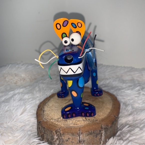 Dog Figurine Unique Colorful - Drew Ellwood - Picture 4 of 5